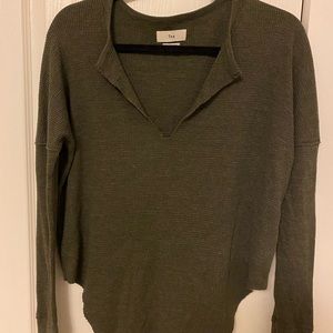 Aritzia Ribbed Vneck long sleeve